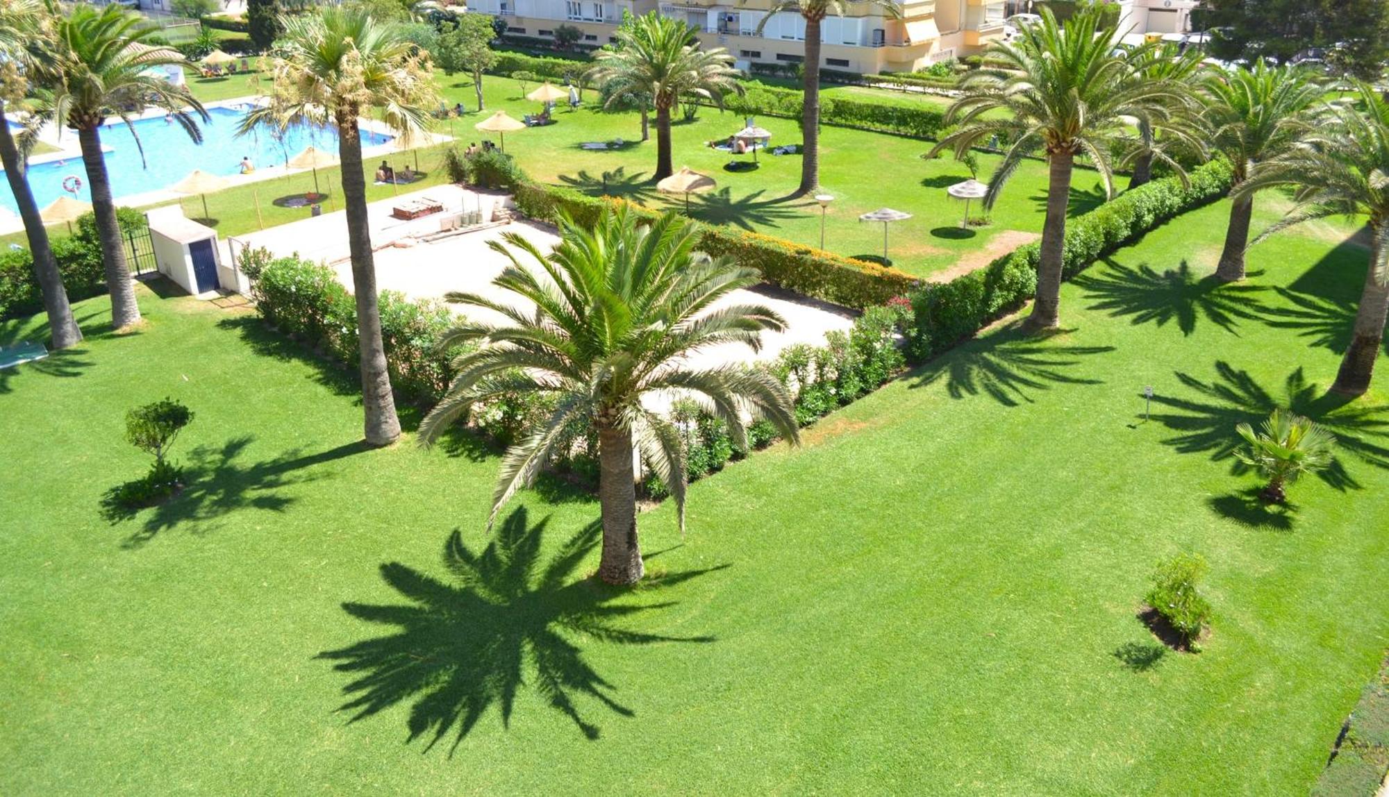 Spacious 1 Bedroom Apartment, Beach Front, Torrox Costa Bagian luar foto